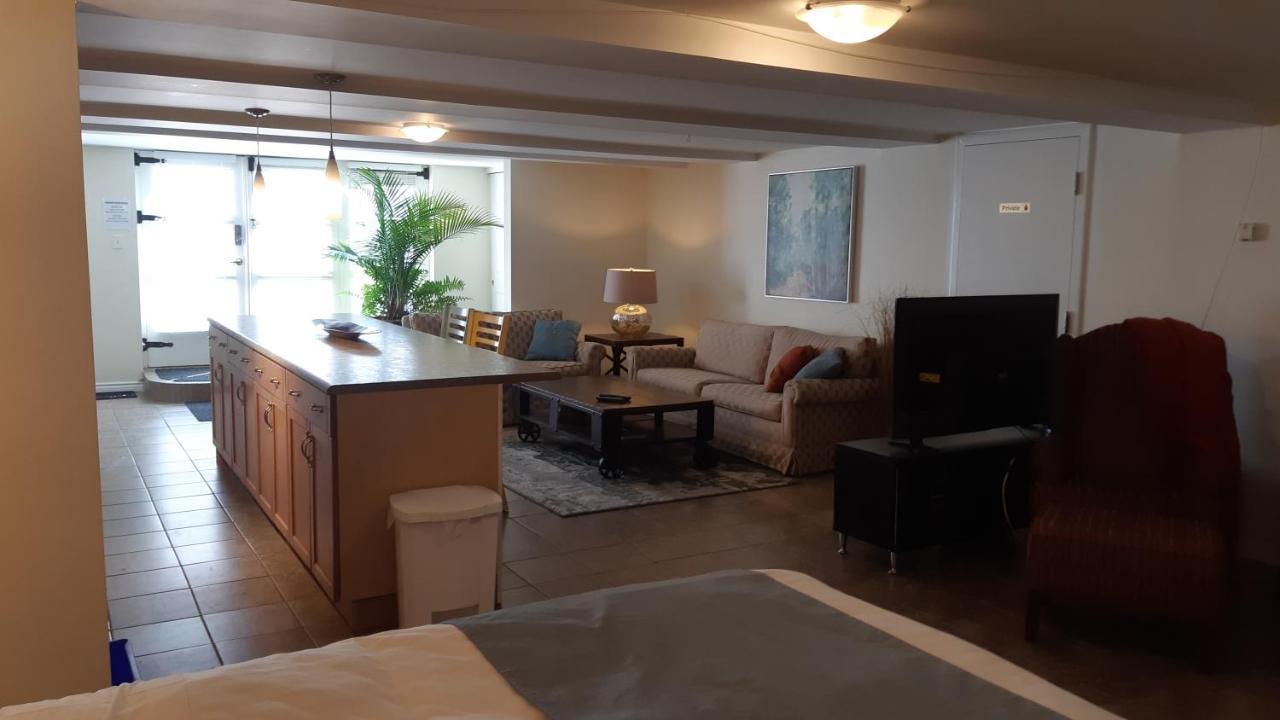 Parkside House Apartment Barrie Bagian luar foto