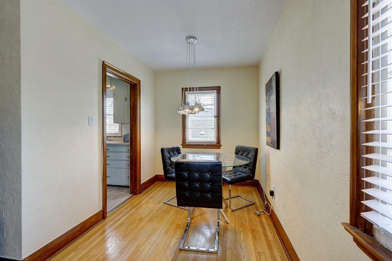 Parkside House Apartment Barrie Bagian luar foto