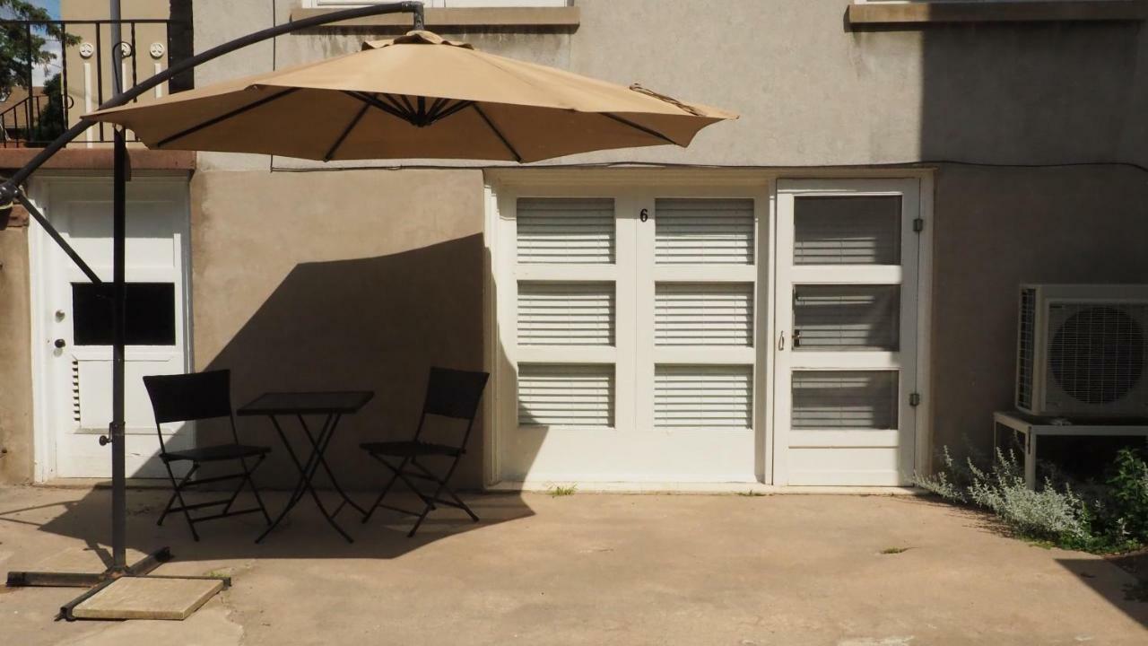 Parkside House Apartment Barrie Bagian luar foto