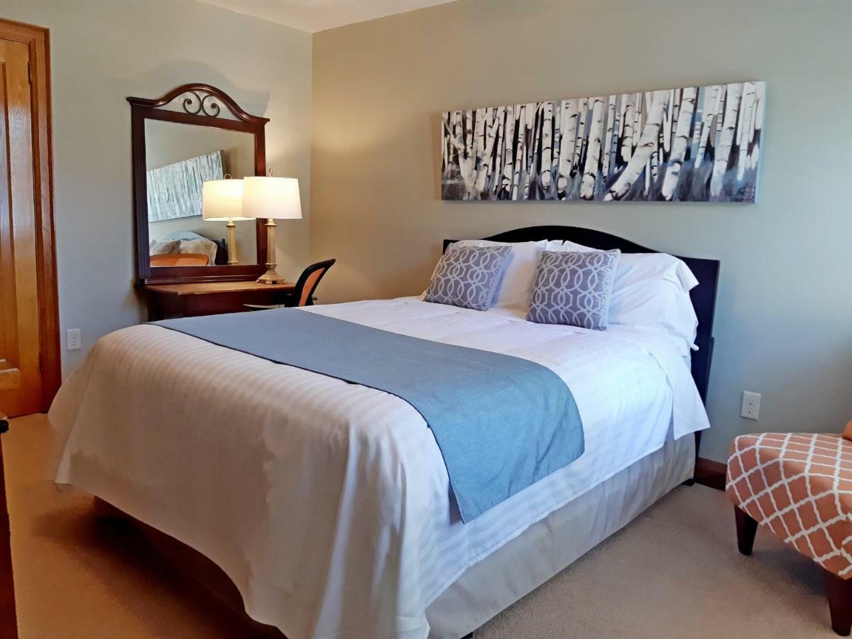 Parkside House Apartment Barrie Bagian luar foto
