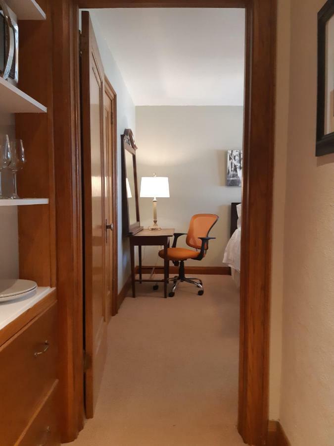 Parkside House Apartment Barrie Bagian luar foto